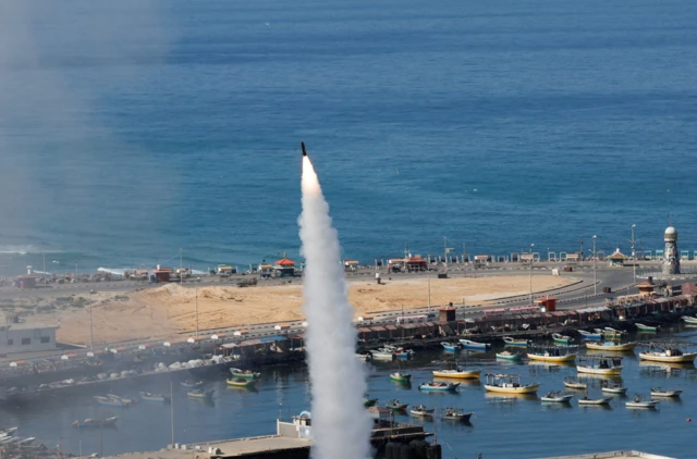 इसराइल पर हमास का बड़ा हमला