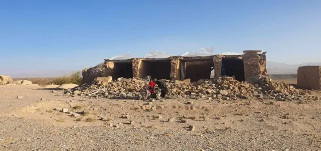 خانه روستایی براثر زلزله هرات تخریب شده
