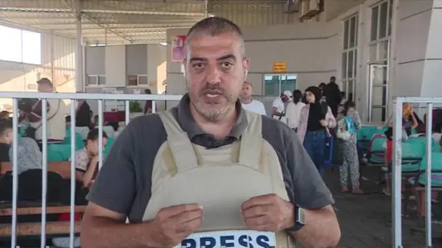 रफ़ाह क्रॉसिंग से बीबीसी संवाददाता रुश्दी अबू अलूफ़