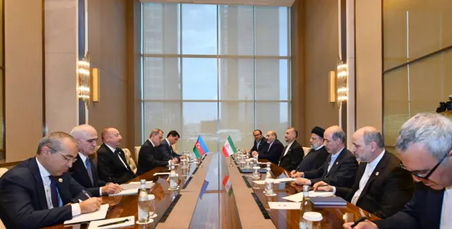 دیدار روسای جمهور ایران و جمهوری آذربایجان در حاشیه اجلاس سازمان همکاری‌ اقتصادی «اکو» در تاشکند