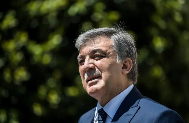 Abdullah Gül: Yargıtay'ın aldığı kararın izahı mümkün değil