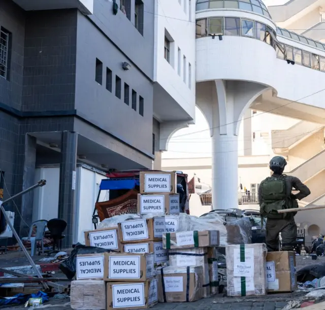 İsrail askerlerinin El Şifa Hastanesi'ni terk ettiği kaydedildi