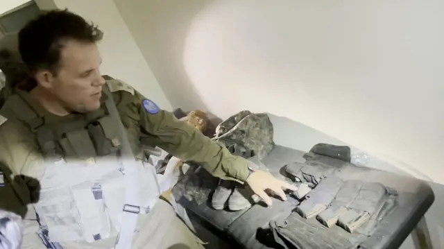 Солдат и автоматные рожки