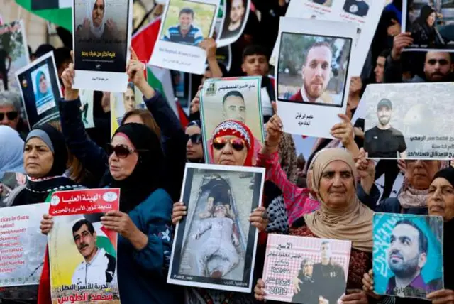 أهالي فلسطينيين في السجون الإسرائيلية