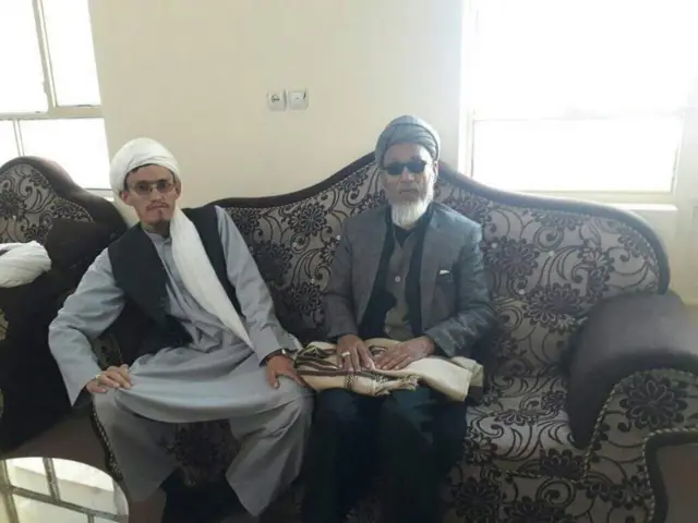 دو روحانی شیعه