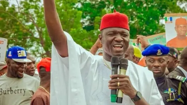 Gọvanọ Francis Nwifuru nke Ebonyi Steeti