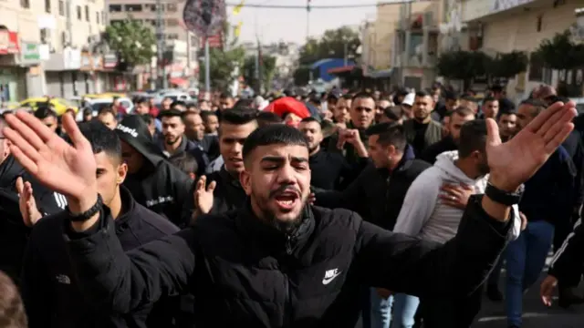 Похороны палестинца на Западном берегу