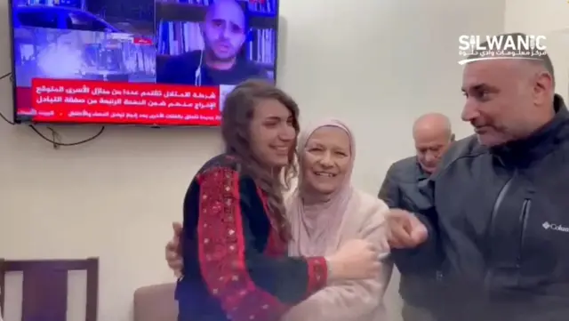 نفوذ حماد مع أسرتها