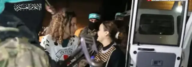من تسليم الدفعة السادسة من الرهائن قبل قليل