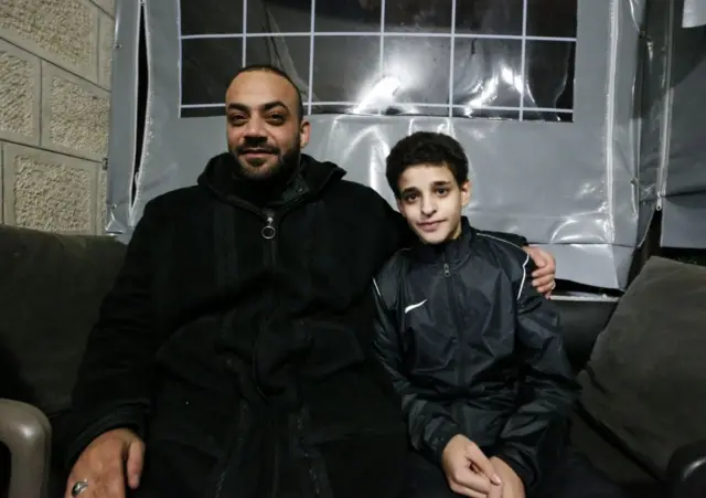 أحد الأطفال الفلسطينيين الذين شملهم اتفاق التبادل بين حماس وإسرائيل