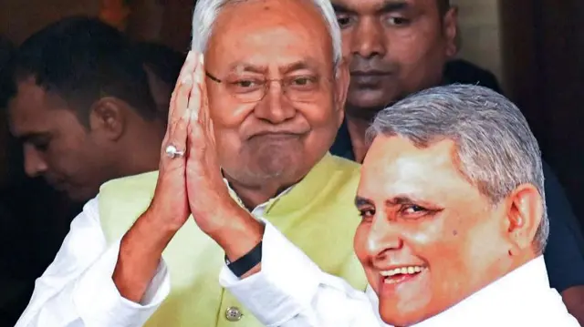 नीतीश कुमार
