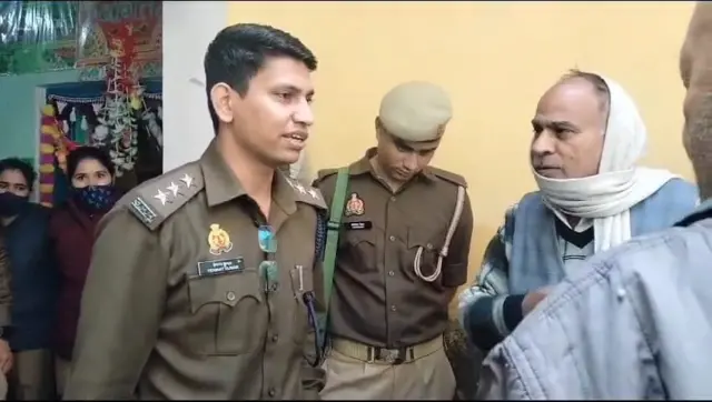 घटनास्थल पर मौजूद पुलिस