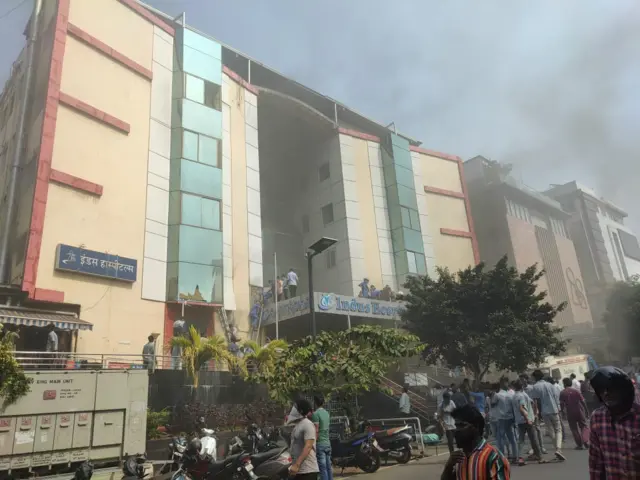 విశాఖ ఆసుపత్రిలో అగ్నిప్రమాదం