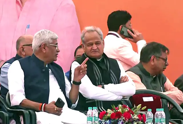अशोक गहलोत और गजेंद्र सिंह शेखावत