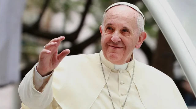 Pope ekwuola na ndị Fada nwereike igozi ndị na-alụ otu ụdị ekere ha