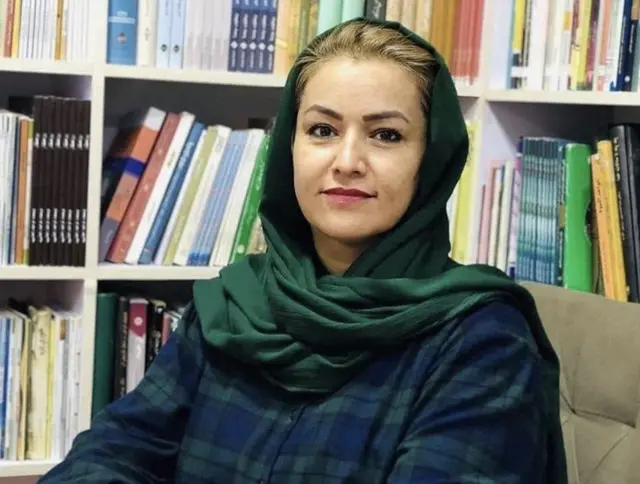 ژولیا پارسی