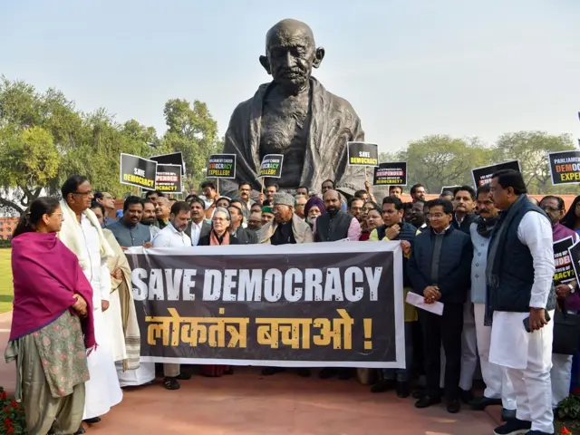 लोकसभा से निलंबन