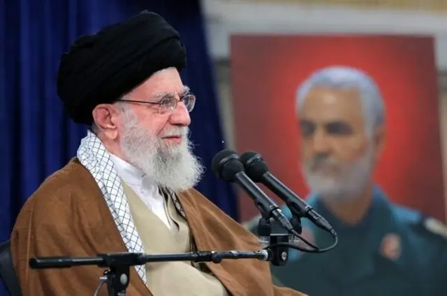 علی خامنه ای