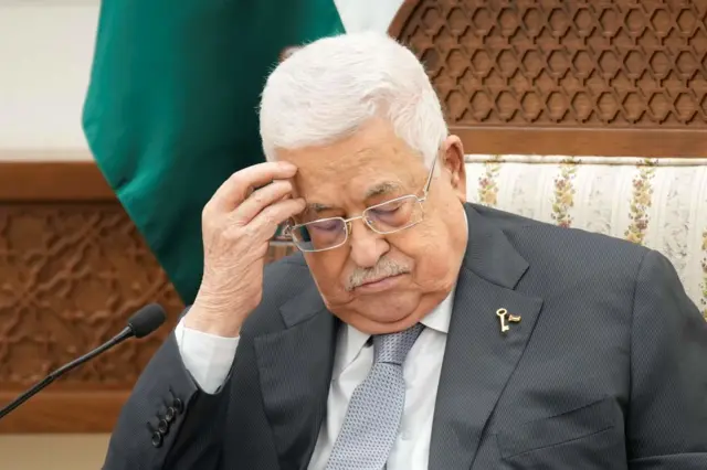 محمود عباس
