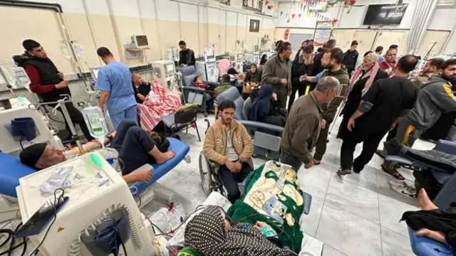 فلسطينيون يخضعون لغسيل الكلى وسط الصراع المستمر بين إسرائيل وحماس