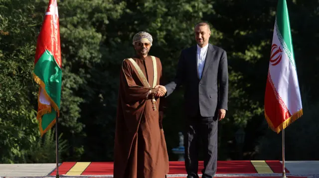 وزیر خارجه عمان در تهران