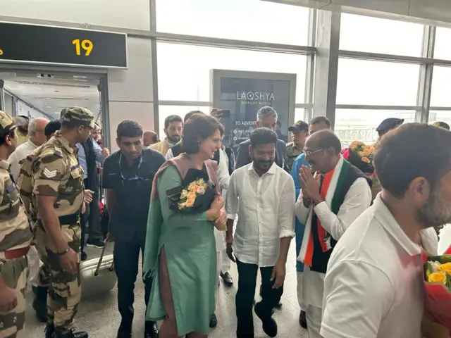 ప్రియాంక గాంధీకి ఆహ్వానం పలికిన రేవంత్ రెడ్డి