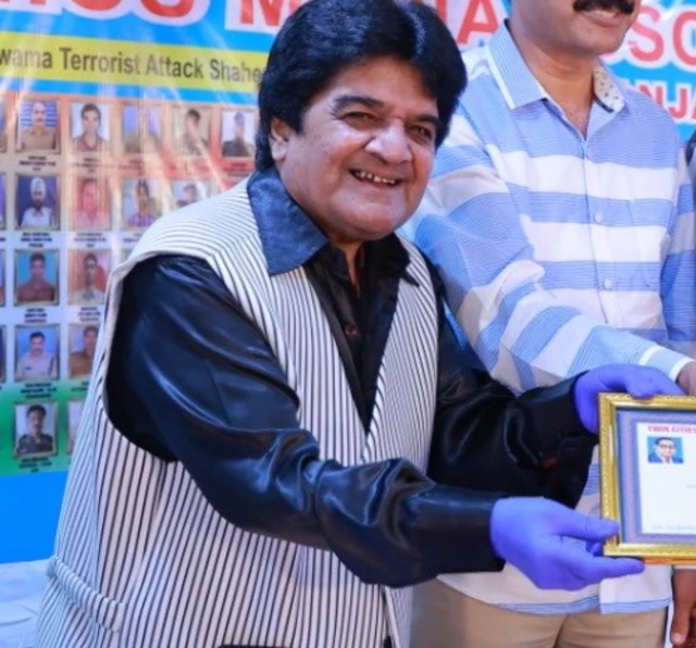 जूनियर महमूद