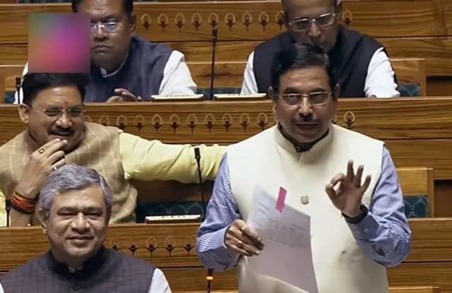 संसदीय कार्य मंत्री प्रह्लाद जोशी