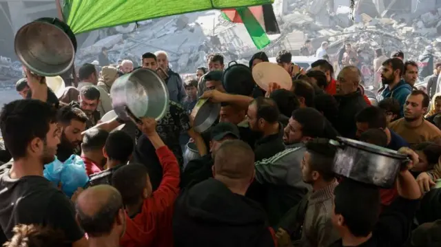 توزیع غذا در غزه
