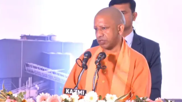 योगी आदित्यनाथ