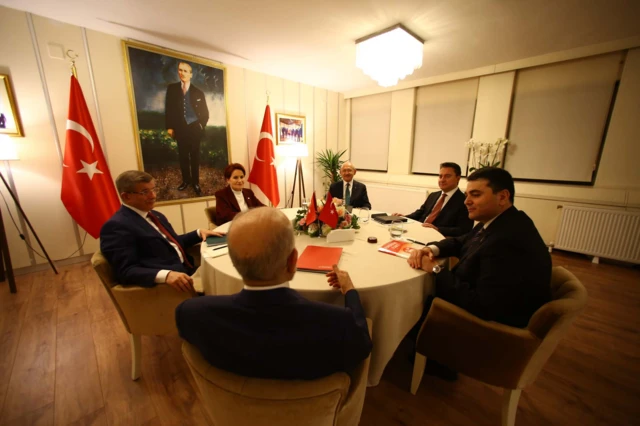 Altılı Masa