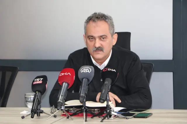 Mahmut Özer