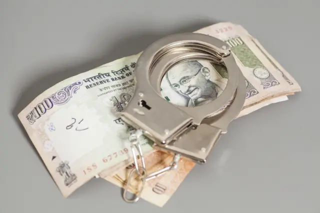 પ્રતીકાત્મક તસવીર