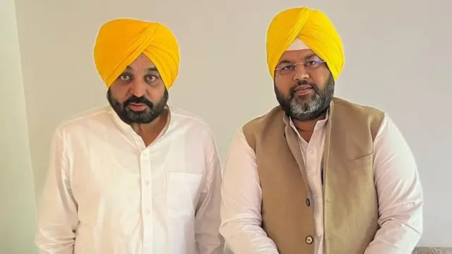 मुख्यमंत्री भगवंत मान के साथ विधायक अमित रतन