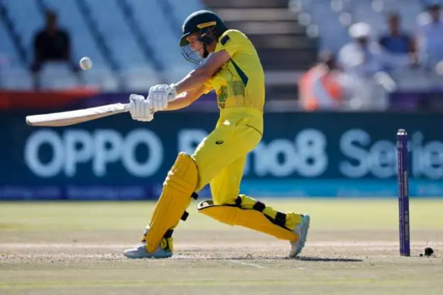 ક્રિકેટર