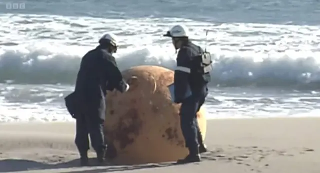 జపాన్ తీరంలో వింత వస్తువు