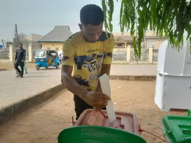 Pesin dey vote