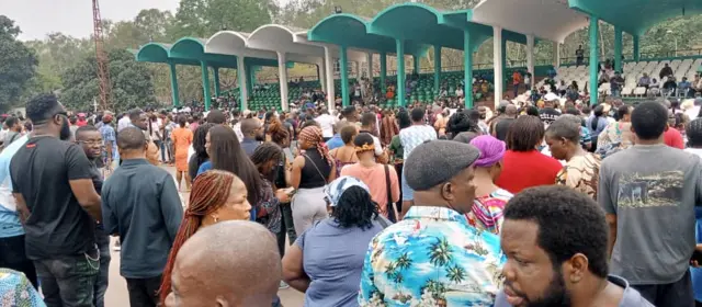 Igwe ndị mmadụ n'Okpara Square, Enugu