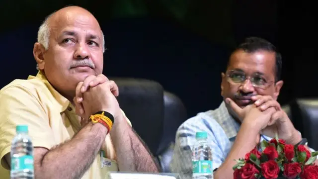केजरीवाल के साथ सिसोदिया