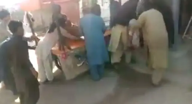 धमाके में घायल लोग