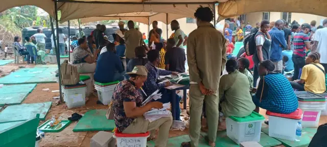 Ndị ọrụ Inec