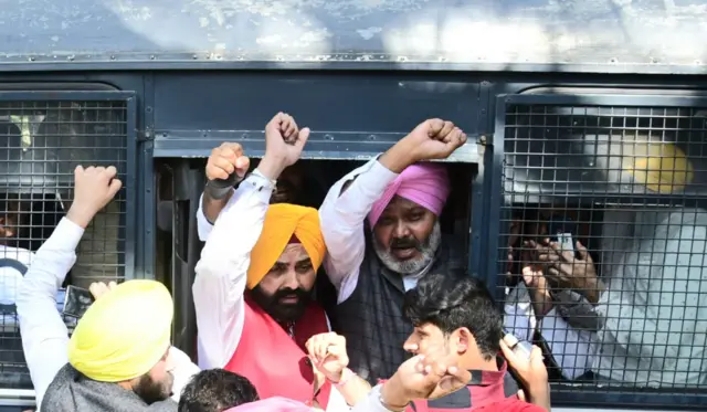 विरोध प्रदर्शन