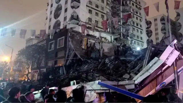 ભૂકંપના આંચકા