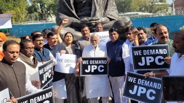 ప్రతిపక్షాల నిరసన