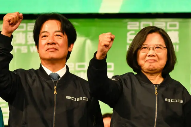 Tsai Ing-wen ve Başkan Yardımcısı William Lai,