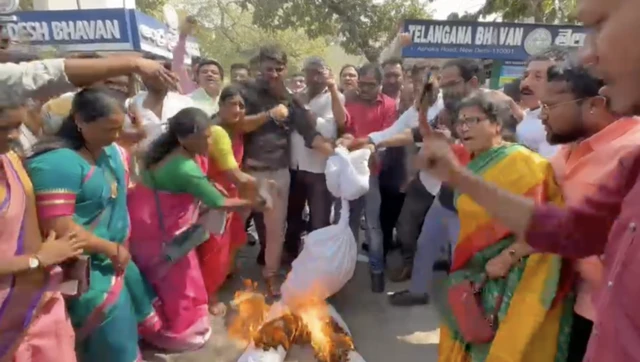 బండి సంజయ్ వ్యాఖ్యలపై బీఆర్ఎస్ నిరసన