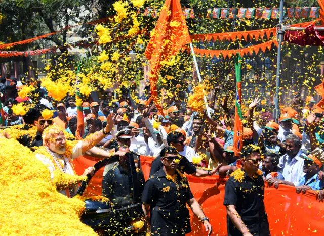 प्रधानमंत्री नरेंद्र मोदी