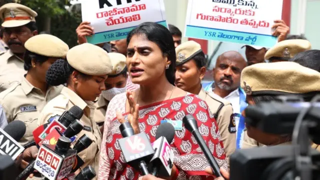 వైఎస్ షర్మిల