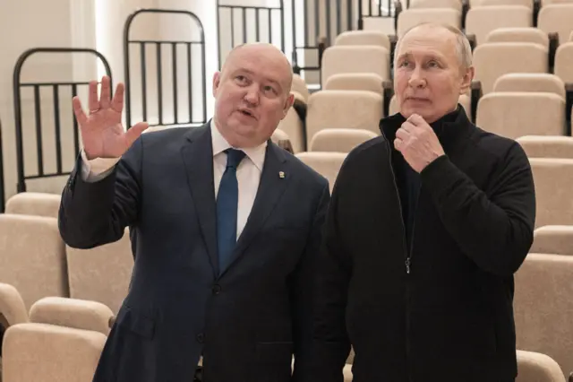 Губернатор Севастополя Михаил Развожаев и Путин