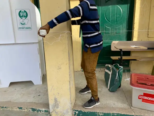Elections worker dey set for Hausawa PU 47 Kano state and dey wait for voters